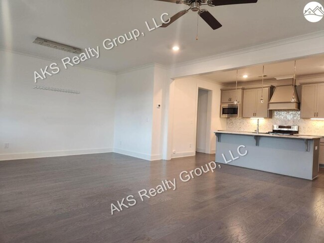 Building Photo - 838 Griffin Park Cir