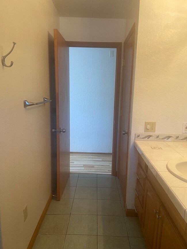 Building Photo - 2673 Wailaki St