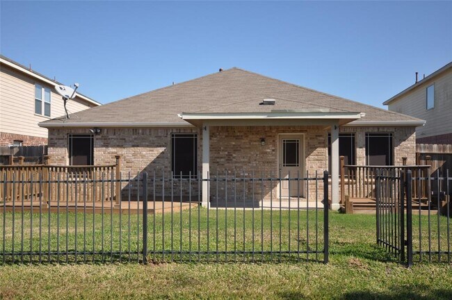 Building Photo - 24435 Cornell Park Ln