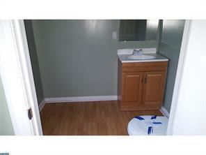 Building Photo - 111 Main St