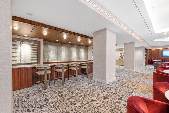 Building Photo - 2575 Peachtree Rd NE