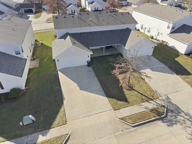 Building Photo - 1709 Juniper Dr