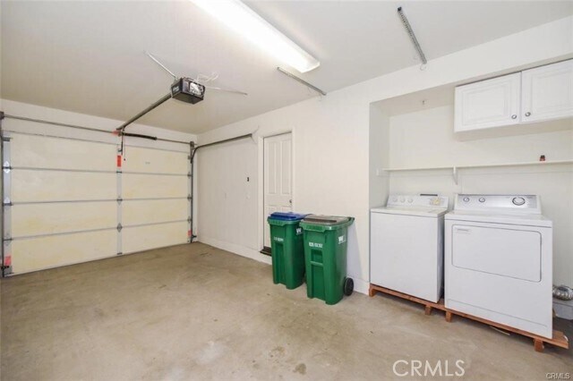 Building Photo - 55 Hallmark
