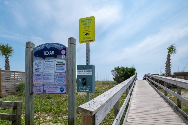 Building Photo - PLAN AND SECURE YOUR WINTER GETAWAY NOW