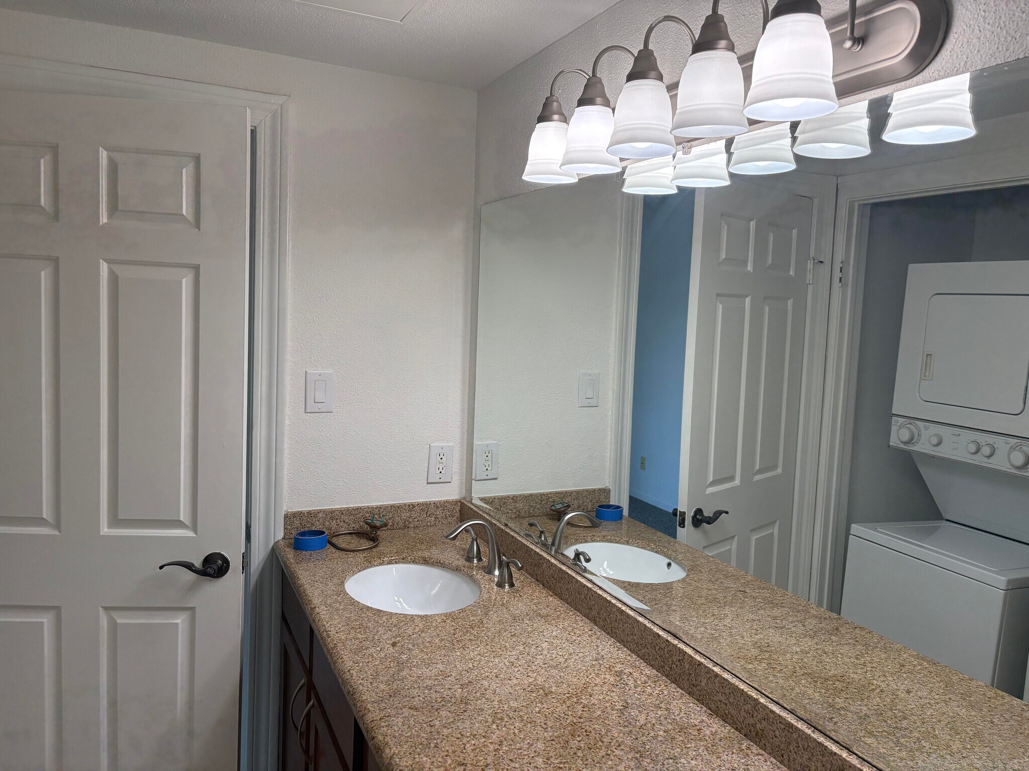 Bathroom - 2700 Revere St