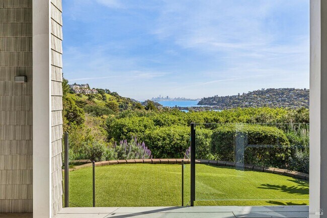 Building Photo - 95 Spring Ln