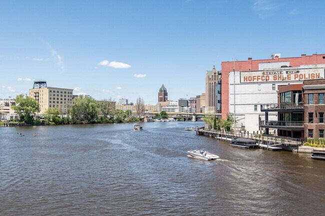 Building Photo - Modern Downtown Milwaukee Condo for Rent