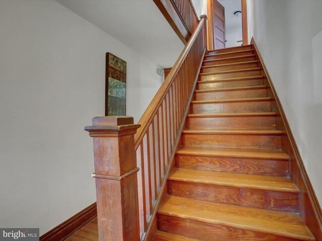 Building Photo - 7960 Mentzer Gap Rd