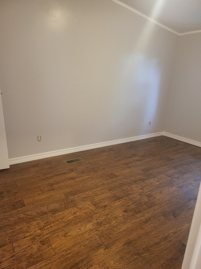 Building Photo - Pecan View