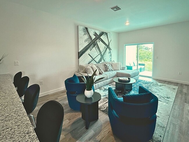Building Photo - Modern Living Redefined: Luxury Duplexes i...