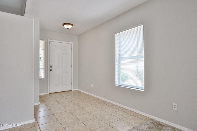 Building Photo - 22664 W Solano Dr