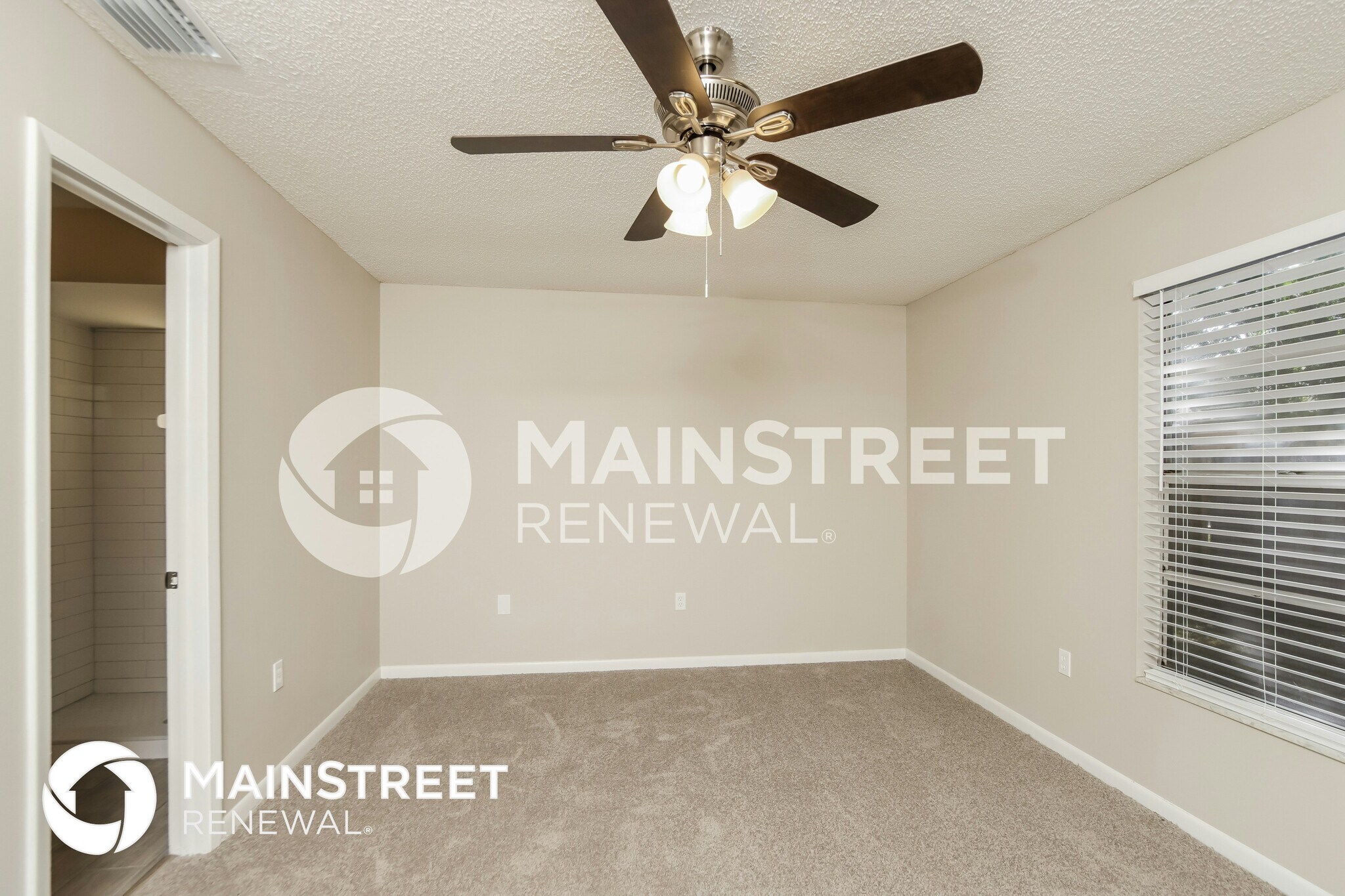 Building Photo - 865 Pine Wood Ave