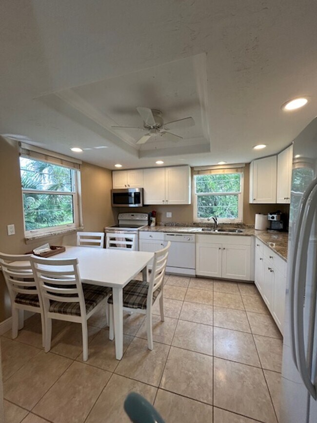 Building Photo - 4340 Falmouth Dr