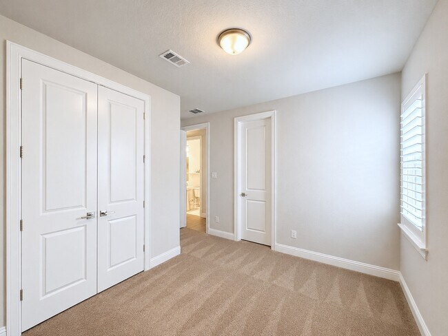 Building Photo - 13203 Wood Leaf Pk