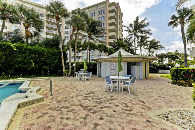 Building Photo - 2800 N Flagler Dr