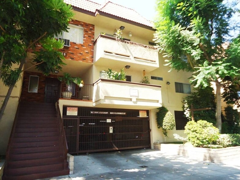 Building Photo - Tujunga Apartments