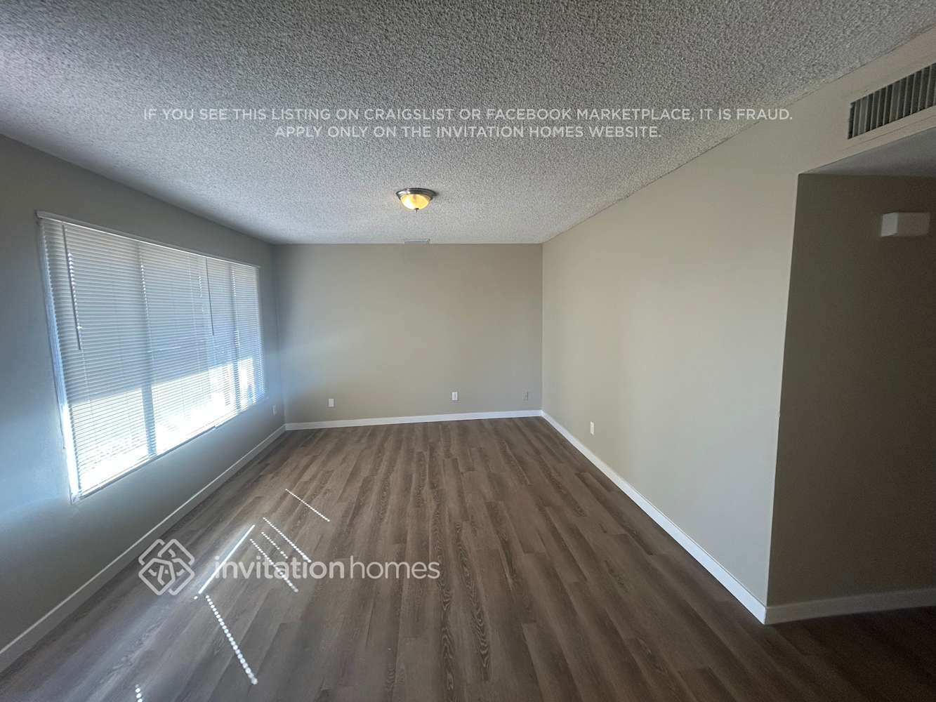 Building Photo - 3844 W Acapulco Ln