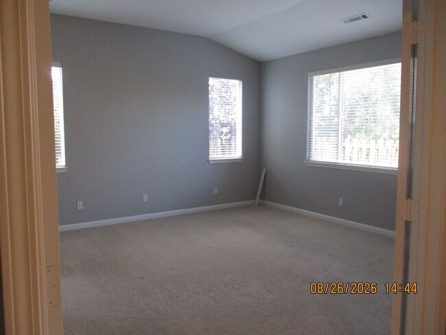 Building Photo - 4890 Deer Pass Dr