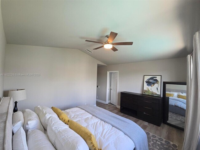 Building Photo - 1055 Briar Ridge Rd
