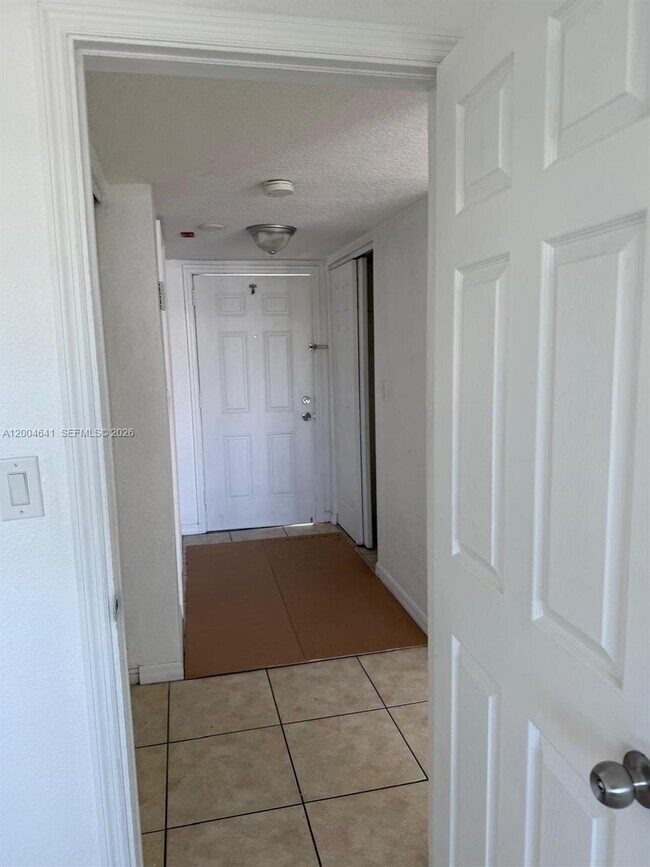 Building Photo - 7713 SW 88th St