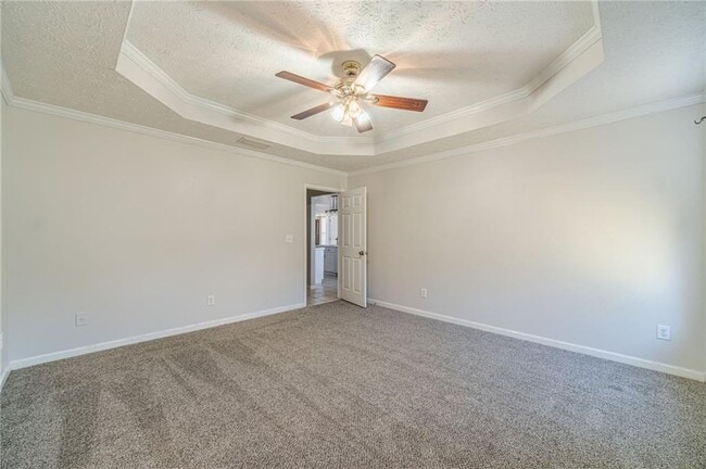 Building Photo - 231 Windermere Dr