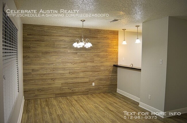 Building Photo - Atx North