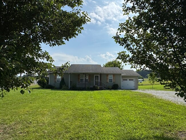 Building Photo - 7901 Hilham Rd