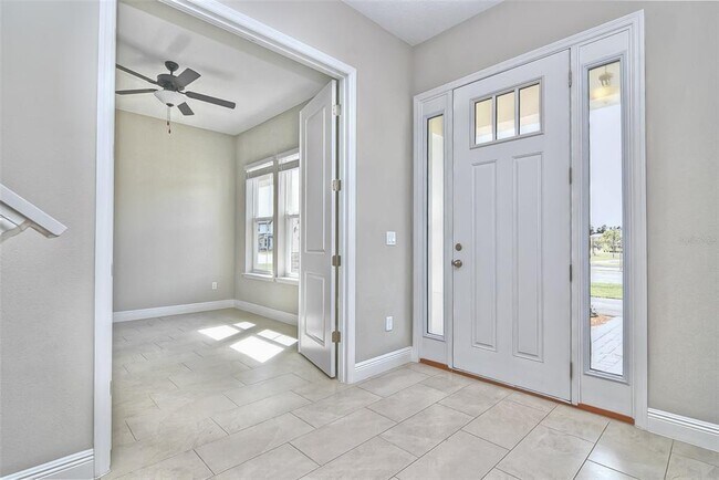 Building Photo - 2937 Voyager Ave