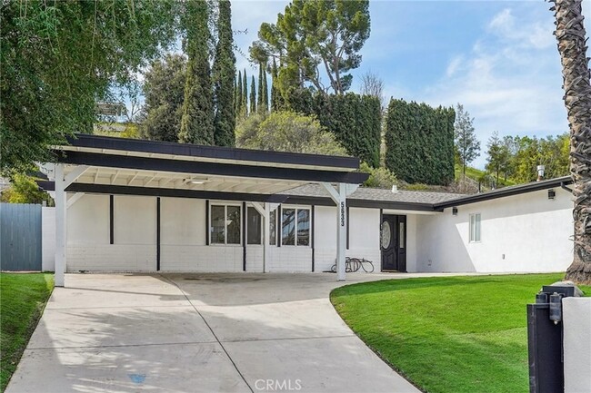 Building Photo - 5633 Rawlings Ave
