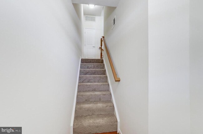 Building Photo - 25767 Double Bridle Terrace