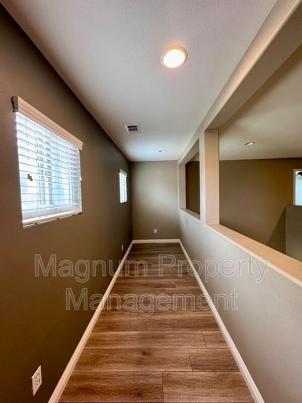 Building Photo - 35889 Wolverine Ln