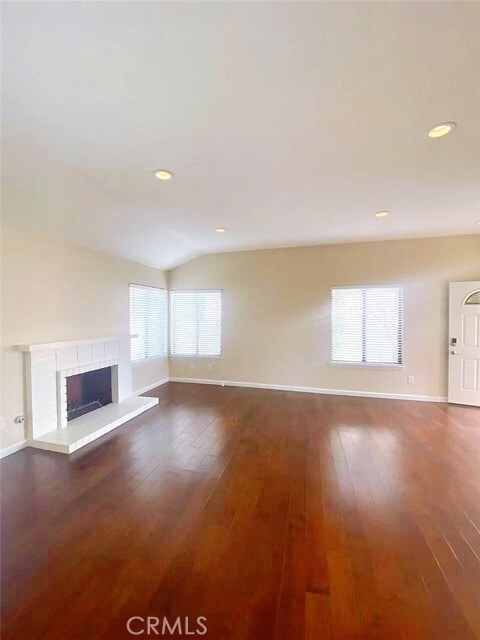 Building Photo - 2980 Hyde Park Cir