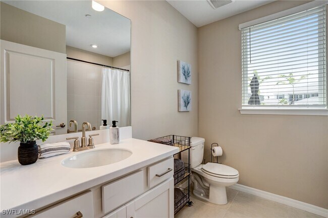 Building Photo - 11790 Venetian Lagoon Dr