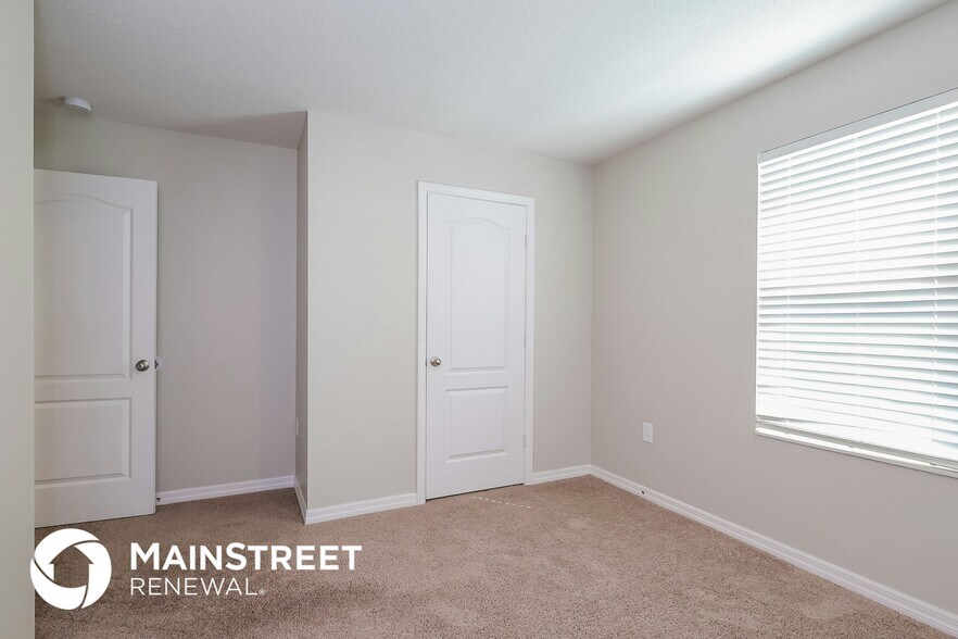 Building Photo - 216 Fig Ct