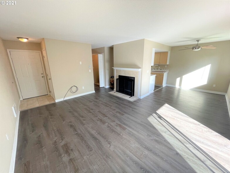 Building Photo - 9410 SW 146th Terrace