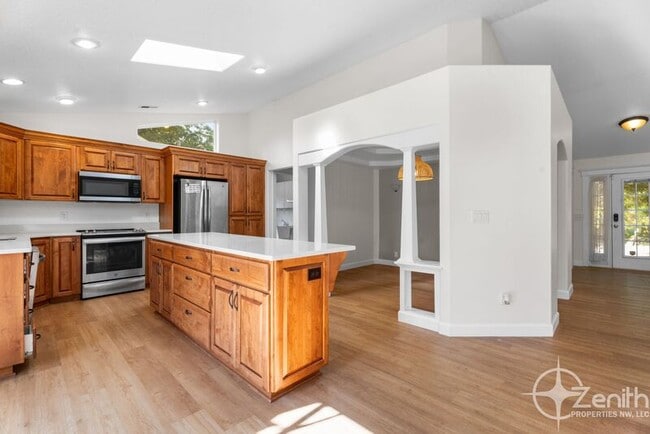 Building Photo - 8611 SE Patterson Pl