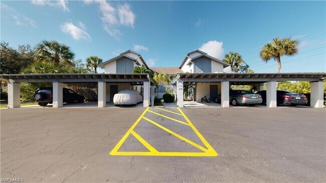 Building Photo - 6300 Sugar Bush Ln