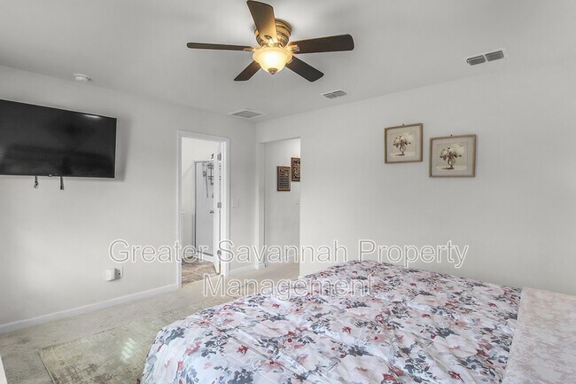 Building Photo - 148 Benelli Dr