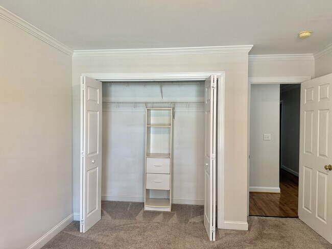 Building Photo - 3721 Stillwood Dr