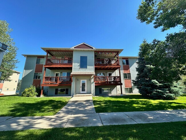 Primary Photo - Lovely 2 bedroom 1.5 bath condo