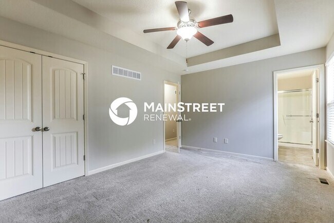 Building Photo - 5 Bedroom Pet-Friendly Home in Belton, MO with Main Street Renewal