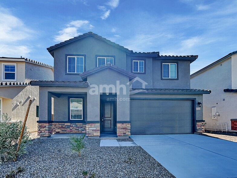 Primary Photo - 17145 W Golden Ln