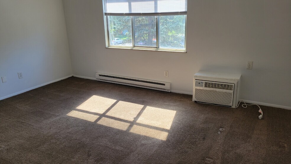 Vanderbilt Place Apartments 5739 Dorr St Toledo OH 43615 Apartment