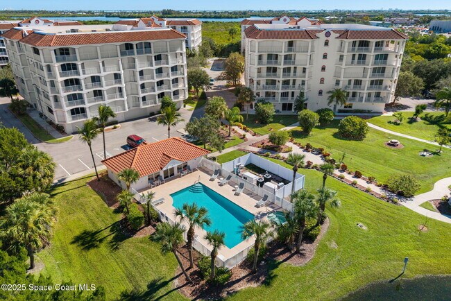 Building Photo - 800 Del Rio Way