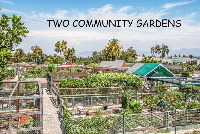 Building Photo - 2381 Via Mariposa W