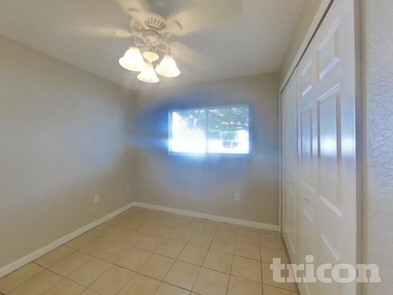 Building Photo - 4369 Montano Ave