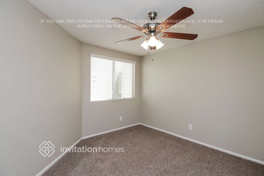Building Photo - 2140 N College Ct