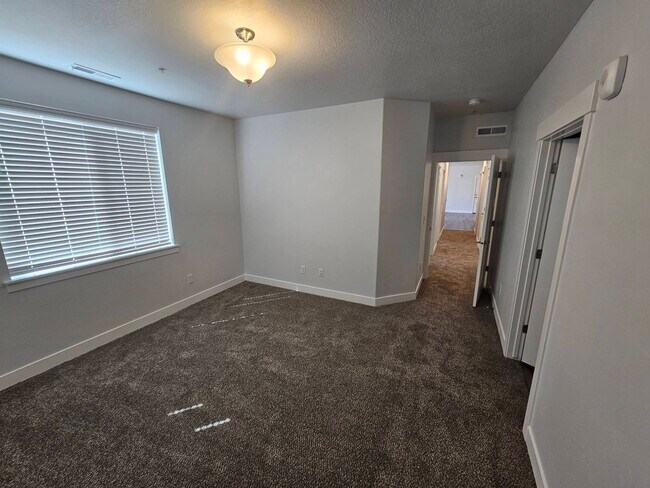 Building Photo - 13526 Maximus Dr