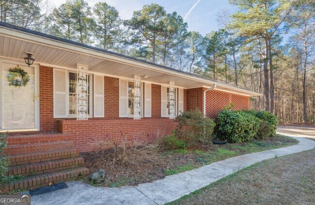 Building Photo - 1600 GA-92