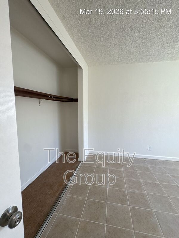 Building Photo - 570 S Richmond Ave